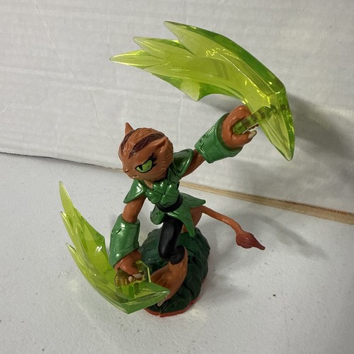 Skylanders tuff luck figure - luck,