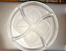 Cristal d'arques 1 Plat compartimenté a apéritif ou autres modele Florence neuve