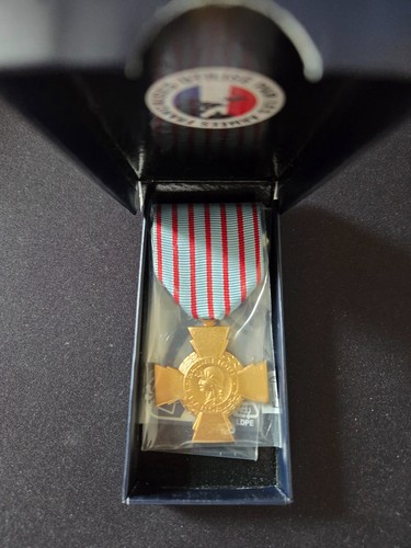 Medaille croix combattant - croix, du