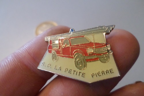 Pin firefighter - pin, la