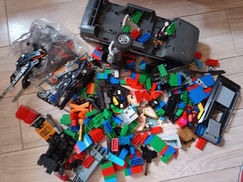 Lot playmobils blocs - playmobils,,