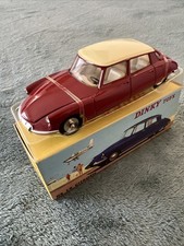 MINIATURE DINKY TOYS DS 19