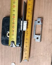 Serrure à Encastrer A Larder  Droite  