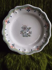 assiette ancienne xvIII/xIx eme  en faience décor floral