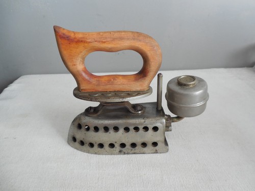 Ancien fer repasser - ancien, a