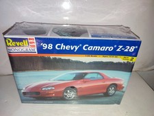 MAQUETTE REVELL/MONOGRAM 85-2538 - 1/25 - 1998 CHEVY CAMARO Z-28 - NEUF SCELLE