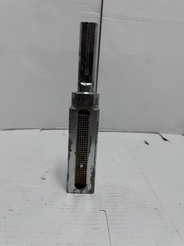 Car liner clamp plate - clamp,