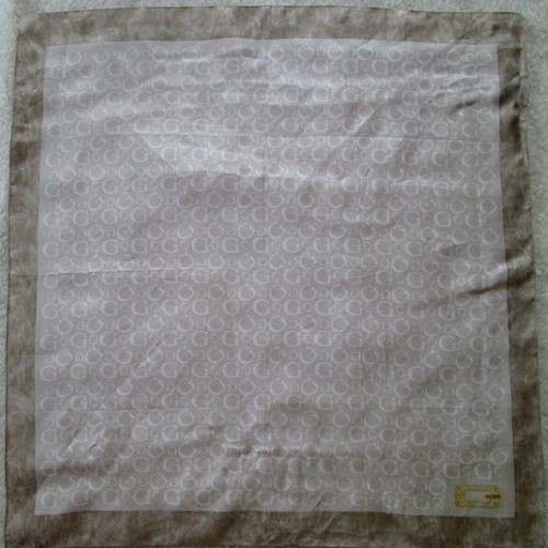 Guess foulard soie tbeg - guess,
