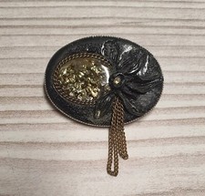 Broche ancienne ovale couleur