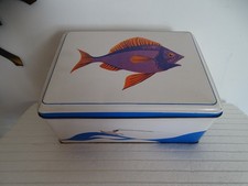 Boite ancienne en tole papier