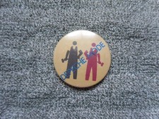 DEPECHE MODE BADGE DIAMETRE