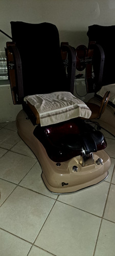 Used pedicure spa chairs - used,