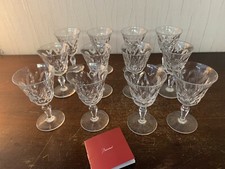 12 verres à vin blanc décor