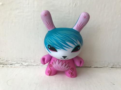 Figurine vinyle kidrobot - figurine,