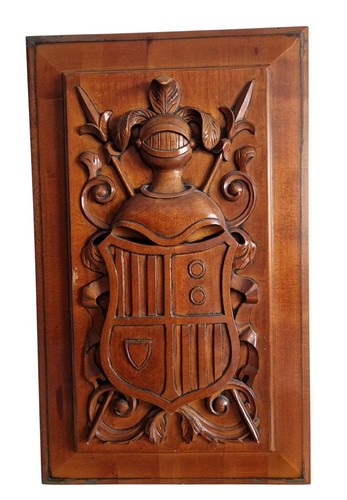 Ancien panneau haut relief