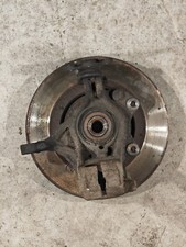 MOYEU DE ROUE AVANT DROIT