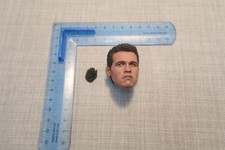 HOT TOYS - DX 10 - T 800 - TERMINATOR - TETE - HEAD SCULPT SCHWARZ - TBE - 1/6