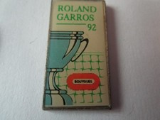 PIN' S  TENNIS  /   ROLAND  GARROS  92    /   BOUIGUES  /  RARE