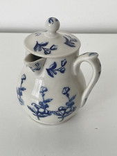 Petite verseuse en faience de