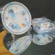 Soucoupe tasse à fruits italienne Richard Ginori stockée à la maison avec un ...