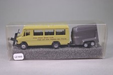LE1600 PRALINE 4373 Voiture Ho 1:87 Mercedes Benz 507 minibus + remorque kaki
