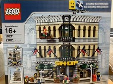 LEGO Creator Expert Grand Emporium Department 10211 In 2010 Building Toy Set