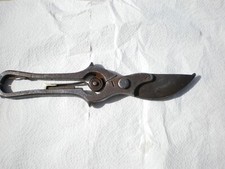 ancienne cisaille signature BS