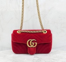 Gucci Mini sac à dos matelassé en velours GG Marmont 446744 148617631