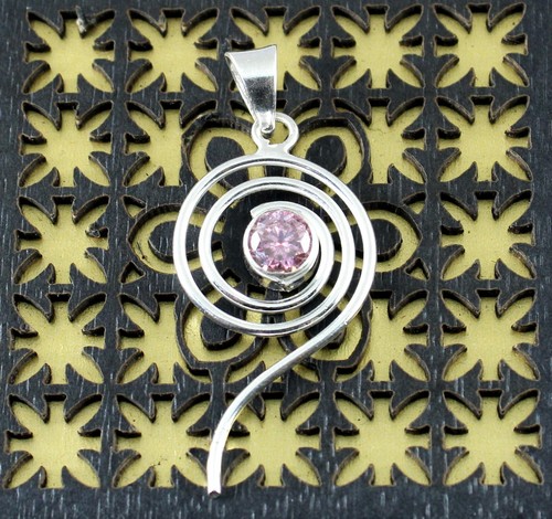 Pendentif rond certifié