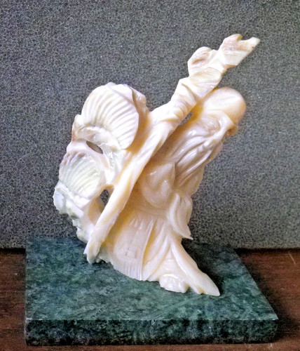 Ancienne statuette sage - ancienne,