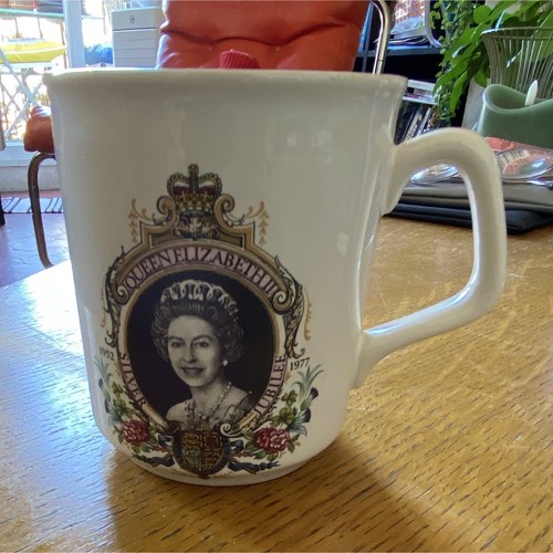 Queen elizabeth mug - queen,