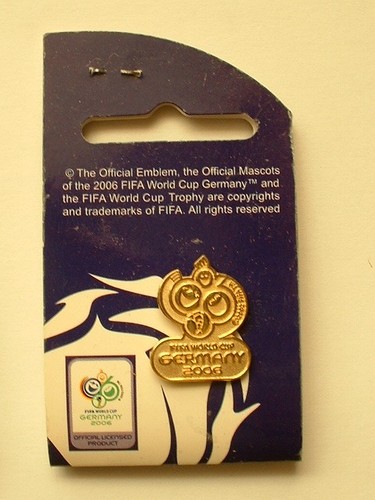 Pin football fifa - pin's,