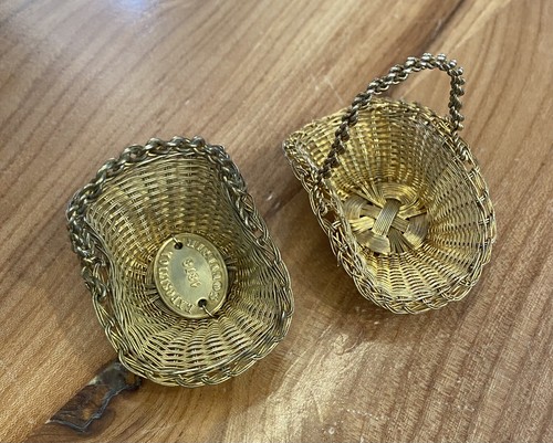 Deux petits paniers miniatures - petits,