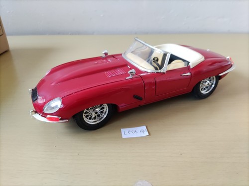 Burago jaguar type 1961 - type,