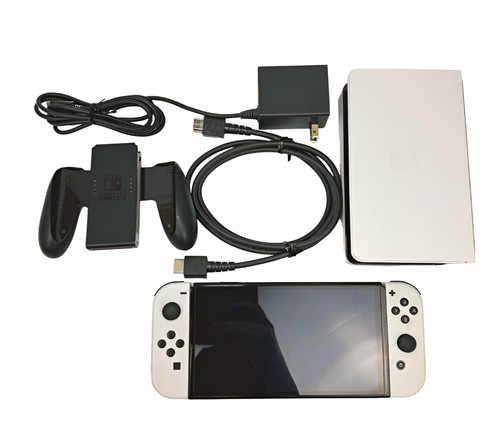 Nintendo switch oled console - nintendo,