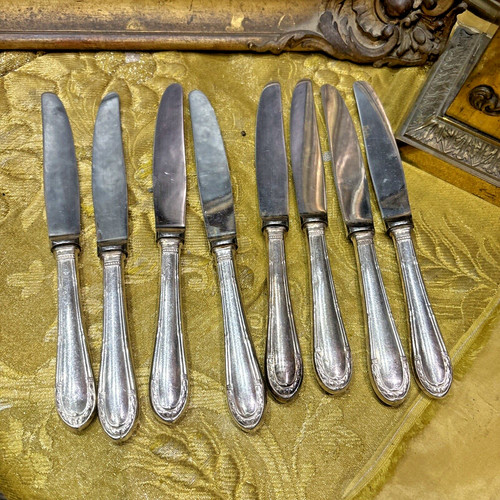 Petits couteaux couverts - 8,