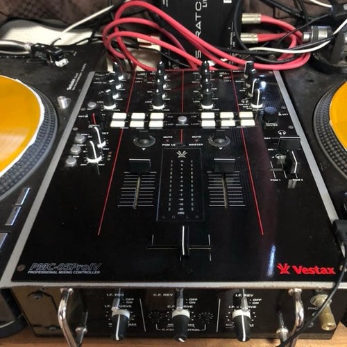Table mixage vestax - de,