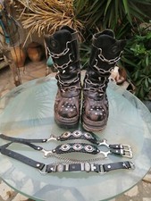 paire de bottes Reactor Nex Rock et ses accessoires