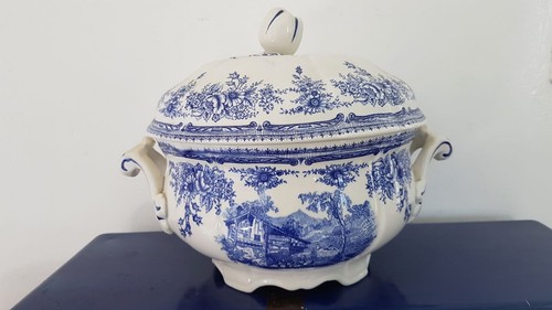 Luneville faience soupière - ,
