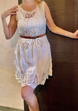 Robe Zara blanche dentelle