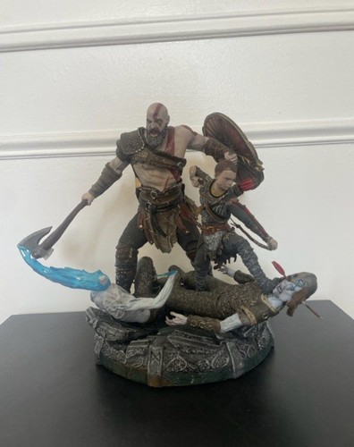 Figurine god war stone - figurine, of
