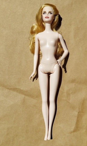 2012 nude barbie the - barbie, twilight