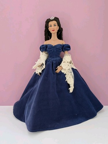 Tonner gone with the wind - with,