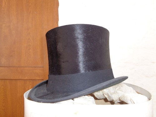Ancien chapeau haut - haut, forme