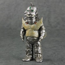 #F12-109 Yujin Spectreman SR