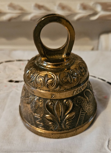 Cloche autel pelicanus leo - cloche,