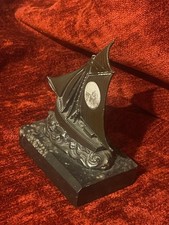 Sculpture métal socle en