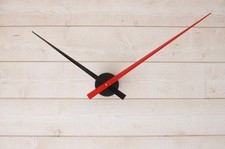 horloge design minimaliste diam 90cm min grande aiguilles géantes noir rouge DIY