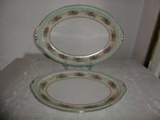 SUPERBE LOT DE 2 PLATS OVALE