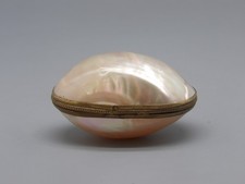 ECRIN XIX OEUF EN NACRE CERCLE